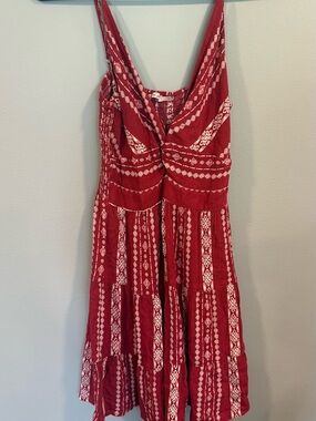 Mi Amore Red & White Printed Sleeveless Midi Dress
